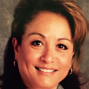 Meet your Posher, Yvette